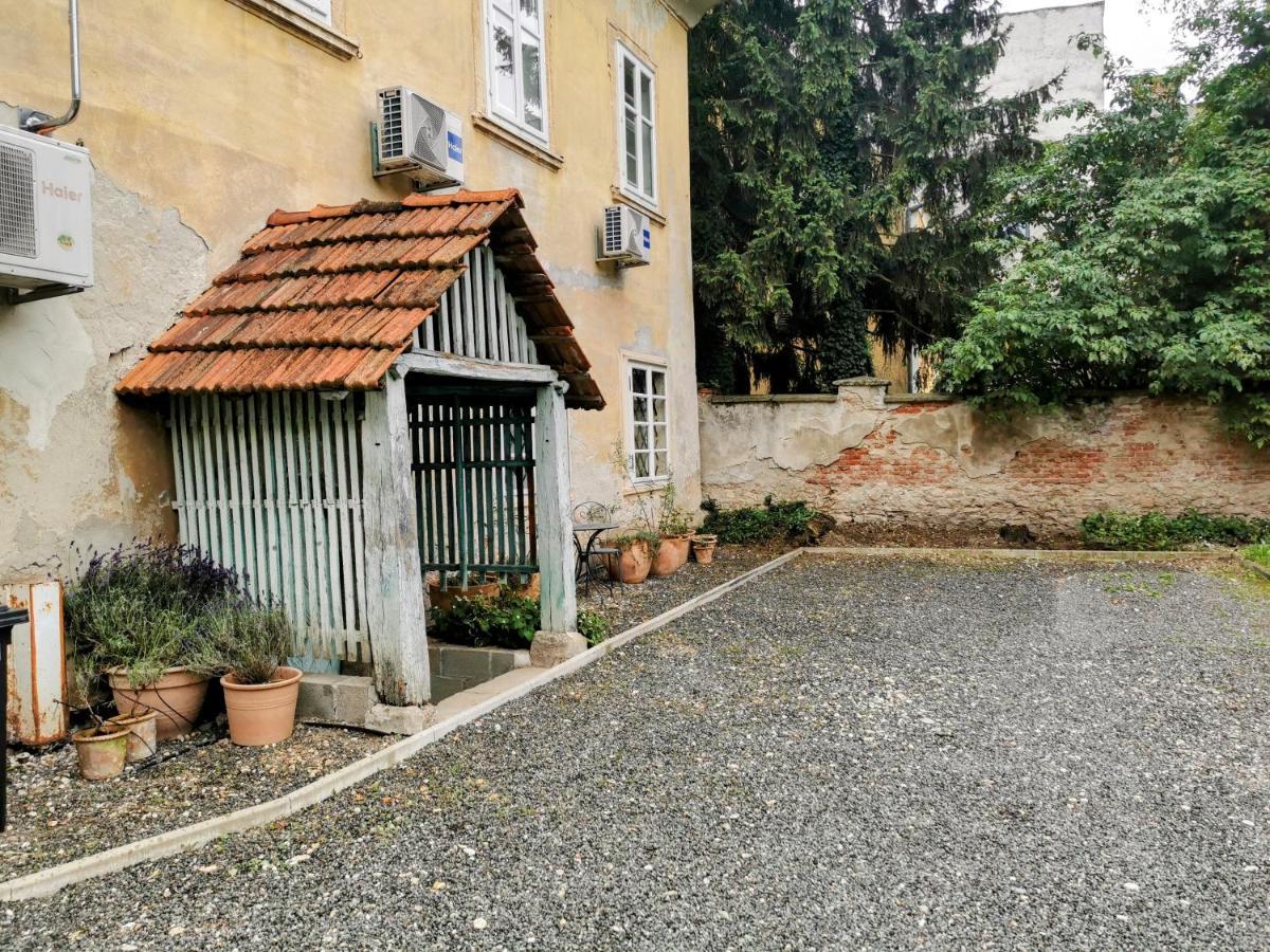Beautiful 2Bed Apartment In The Centre Of Varaždin Eksteriør bilde