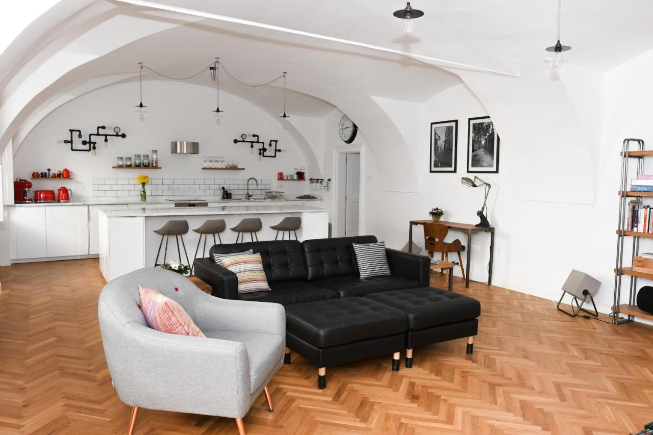Beautiful 2Bed Apartment In The Centre Of Varaždin Eksteriør bilde